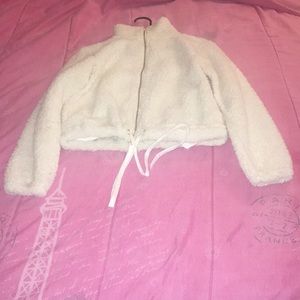 Cute fuzzy cropped jacket !